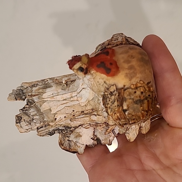 Handmade Chicken - Picture 2 of 5